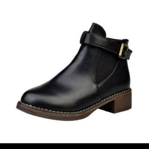 Trendy Side Buckle Ankle Boots